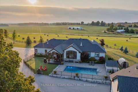 Photo 0 at 247 Ravencrest Road, Belhaven, Georgina