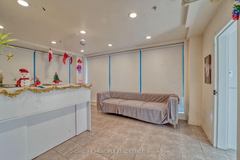 Photo 12 at 1 - 1270 Finch Avenue W, York University Heights, Toronto