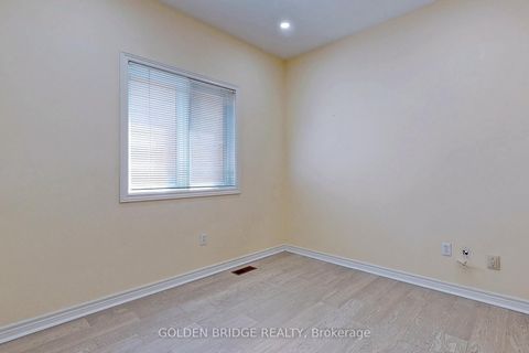 Photo 8 at 150 Larratt Lane, Westbrook, Richmond Hill