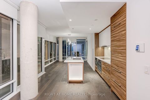 Photo 6 at 4702 - 488 UNIVERSITY Avenue, Chinatown, Toronto