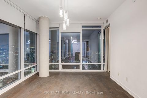 Photo 9 at 4702 - 488 UNIVERSITY Avenue, Chinatown, Toronto