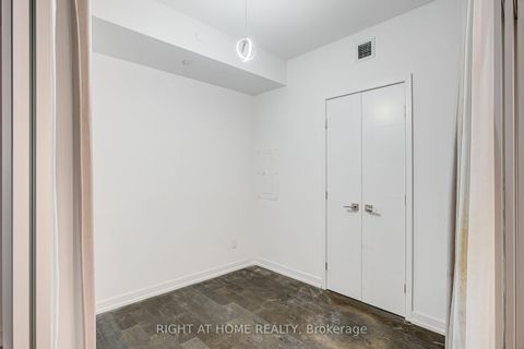 Photo 25 at 4702 - 488 UNIVERSITY Avenue, Chinatown, Toronto