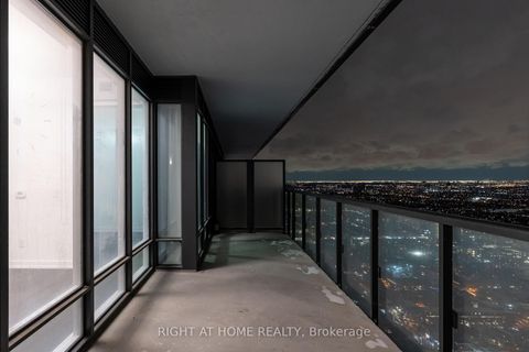 Photo 31 at 4702 - 488 UNIVERSITY Avenue, Chinatown, Toronto