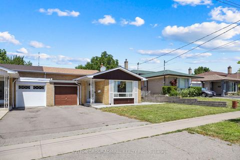 Photo 0 at 38 Frankton Crescent, York University Heights, Toronto