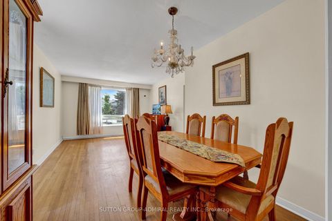 Photo 8 at 38 Frankton Crescent, York University Heights, Toronto