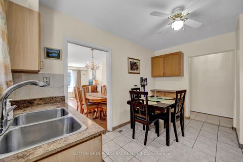 Photo 10 at 38 Frankton Crescent, York University Heights, Toronto