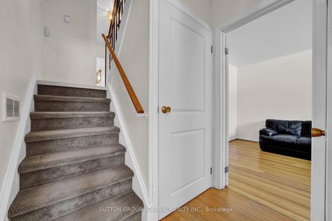 Photo 17 at 38 Frankton Crescent, York University Heights, Toronto