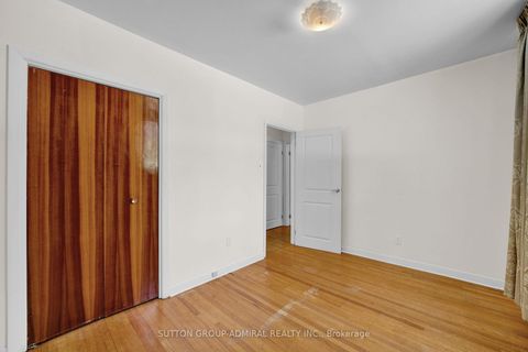 Photo 21 at 38 Frankton Crescent, York University Heights, Toronto