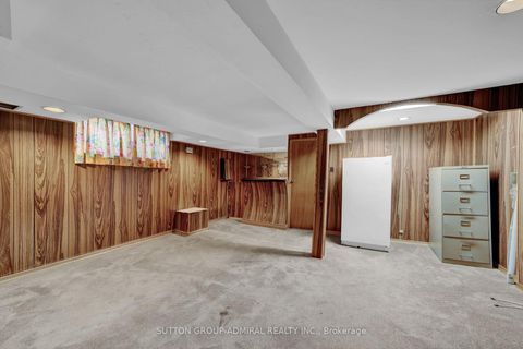 Photo 33 at 38 Frankton Crescent, York University Heights, Toronto