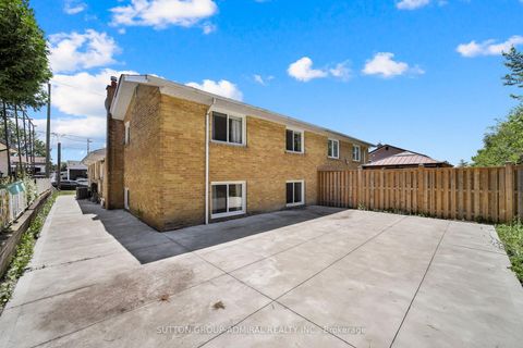 Photo 39 at 38 Frankton Crescent, York University Heights, Toronto