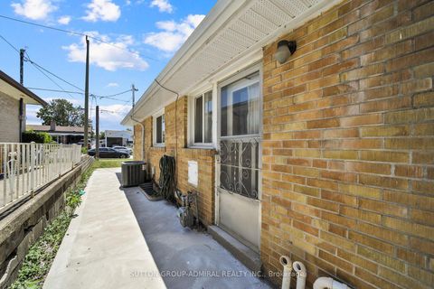 Photo 40 at 38 Frankton Crescent, York University Heights, Toronto