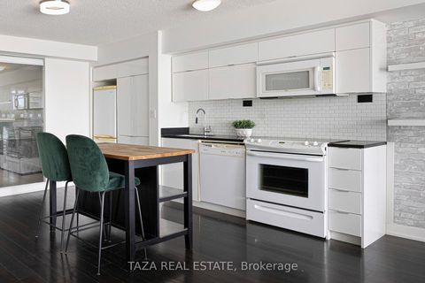 Photo 12 at 502 - 151 Dan Leckie Way, Waterfront Communities C1, Toronto