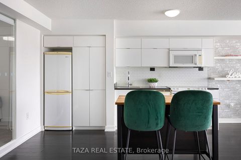 Photo 13 at 502 - 151 Dan Leckie Way, Waterfront Communities C1, Toronto