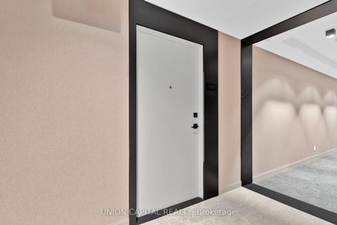 Photo 2 at 4606 - 55 Mercer Street, Waterfront Communities C1, Toronto