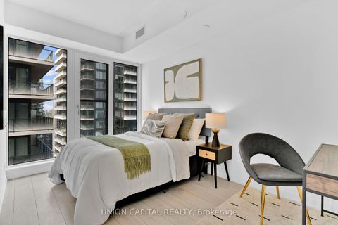 Photo 5 at 4606 - 55 Mercer Street, Waterfront Communities C1, Toronto