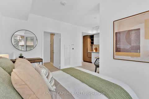 Photo 6 at 4606 - 55 Mercer Street, Waterfront Communities C1, Toronto