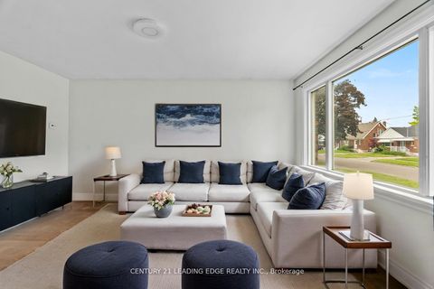 Photo 9 at 96 Oakes Avenue, O'Neill, Oshawa