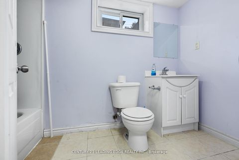 Photo 23 at 96 Oakes Avenue, O'Neill, Oshawa