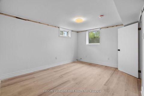 Photo 24 at 96 Oakes Avenue, O'Neill, Oshawa