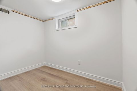 Photo 27 at 96 Oakes Avenue, O'Neill, Oshawa