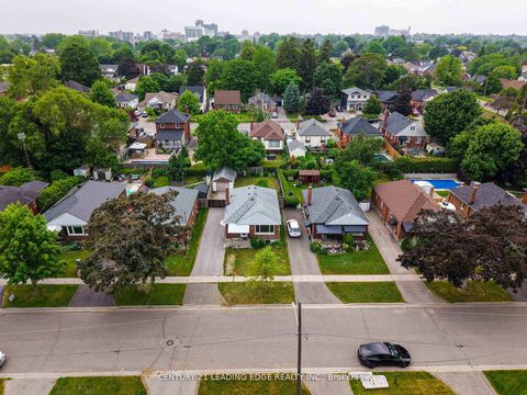 Photo 39 at 96 Oakes Avenue, O'Neill, Oshawa