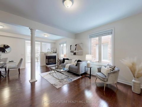 Photo 3 at 93 VIA TOSCANA E, Vellore Village, Vaughan