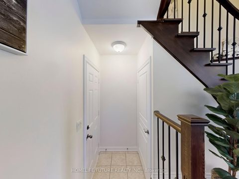 Photo 18 at 93 VIA TOSCANA E, Vellore Village, Vaughan