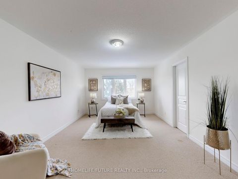 Photo 27 at 93 VIA TOSCANA E, Vellore Village, Vaughan