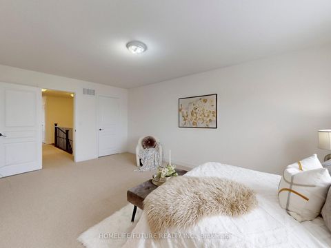 Photo 30 at 93 VIA TOSCANA E, Vellore Village, Vaughan