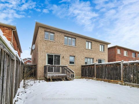 Photo 44 at 93 VIA TOSCANA E, Vellore Village, Vaughan