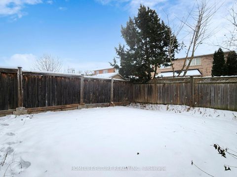 Photo 49 at 93 VIA TOSCANA E, Vellore Village, Vaughan