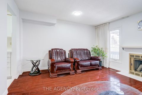 Photo 6 at 142 Greenbrae Circuit, Woburn, Toronto
