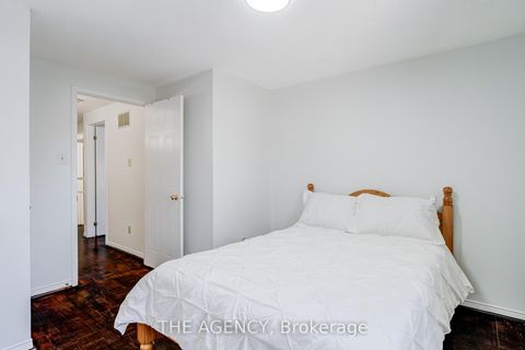 Photo 26 at 142 Greenbrae Circuit, Woburn, Toronto