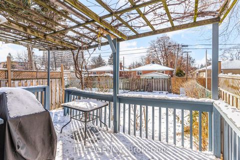 Photo 38 at 142 Greenbrae Circuit, Woburn, Toronto