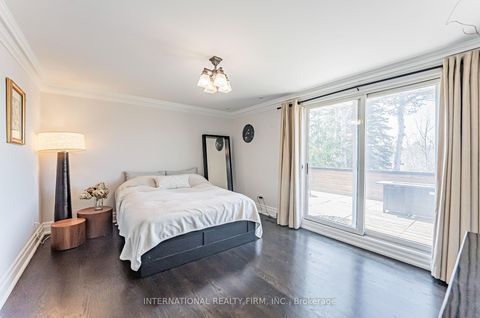 Photo 27 at 6 Penwood Crescent, Don Mills, Toronto