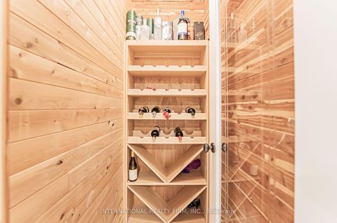 Photo 33 at 6 Penwood Crescent, Don Mills, Toronto