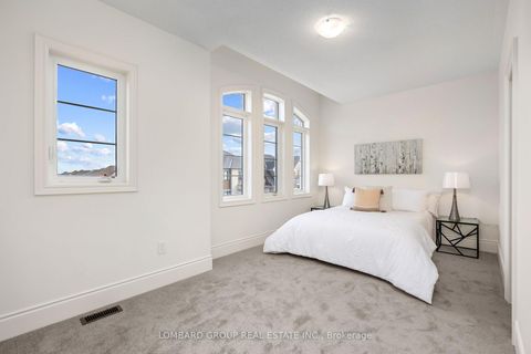 Photo 15 at 37 North Park Boulevard, GO Glenorchy, Oakville