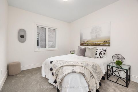 Photo 18 at 37 North Park Boulevard, GO Glenorchy, Oakville