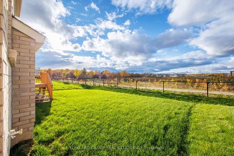 Photo 23 at 37 North Park Boulevard, GO Glenorchy, Oakville