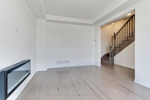 Photo 4 at 10173 Huntington Road, Kleinburg, Vaughan