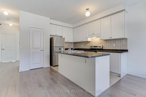 Photo 5 at 10173 Huntington Road, Kleinburg, Vaughan