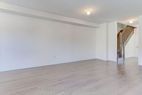 Photo 11 at 10173 Huntington Road, Kleinburg, Vaughan