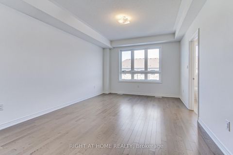 Photo 16 at 10173 Huntington Road, Kleinburg, Vaughan