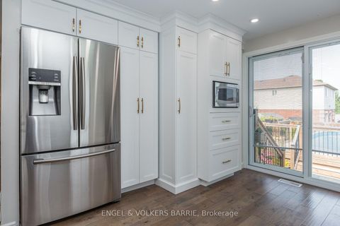 Photo 8 at 139 Columbia Road, Holly, Barrie