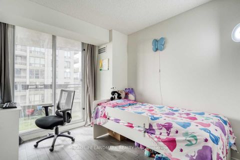 Photo 12 at 1503 - 260 Doris Avenue, Willowdale East, Toronto