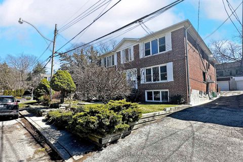 Photo 2 at 29 Love Crescent, Danforth, Toronto