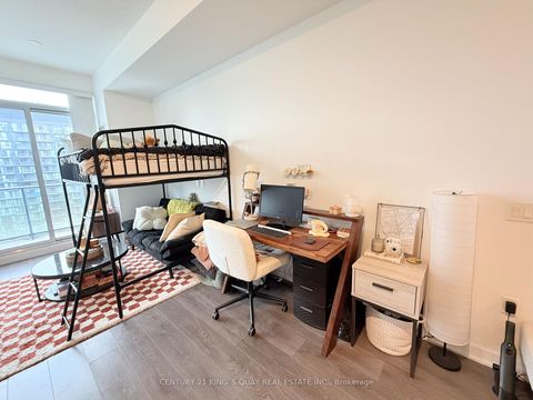 Photo 7 at 5007 - 115 Blue Jay Way, Waterfront Communities C1, Toronto