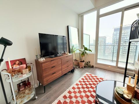 Photo 9 at 5007 - 115 Blue Jay Way, Waterfront Communities C1, Toronto