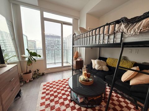 Photo 10 at 5007 - 115 Blue Jay Way, Waterfront Communities C1, Toronto