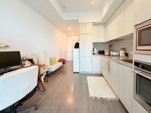 Photo 12 at 5007 - 115 Blue Jay Way, Waterfront Communities C1, Toronto